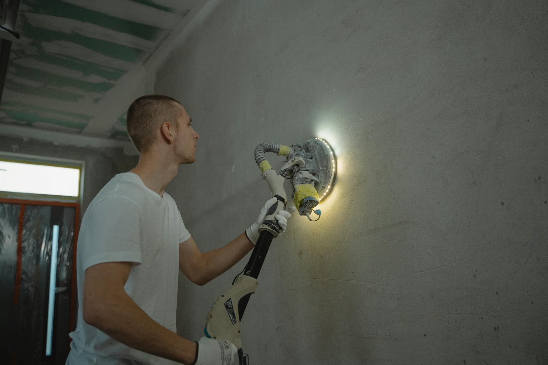 Coût rénovation électrique : Tarifs détaillés et pièges à éviter