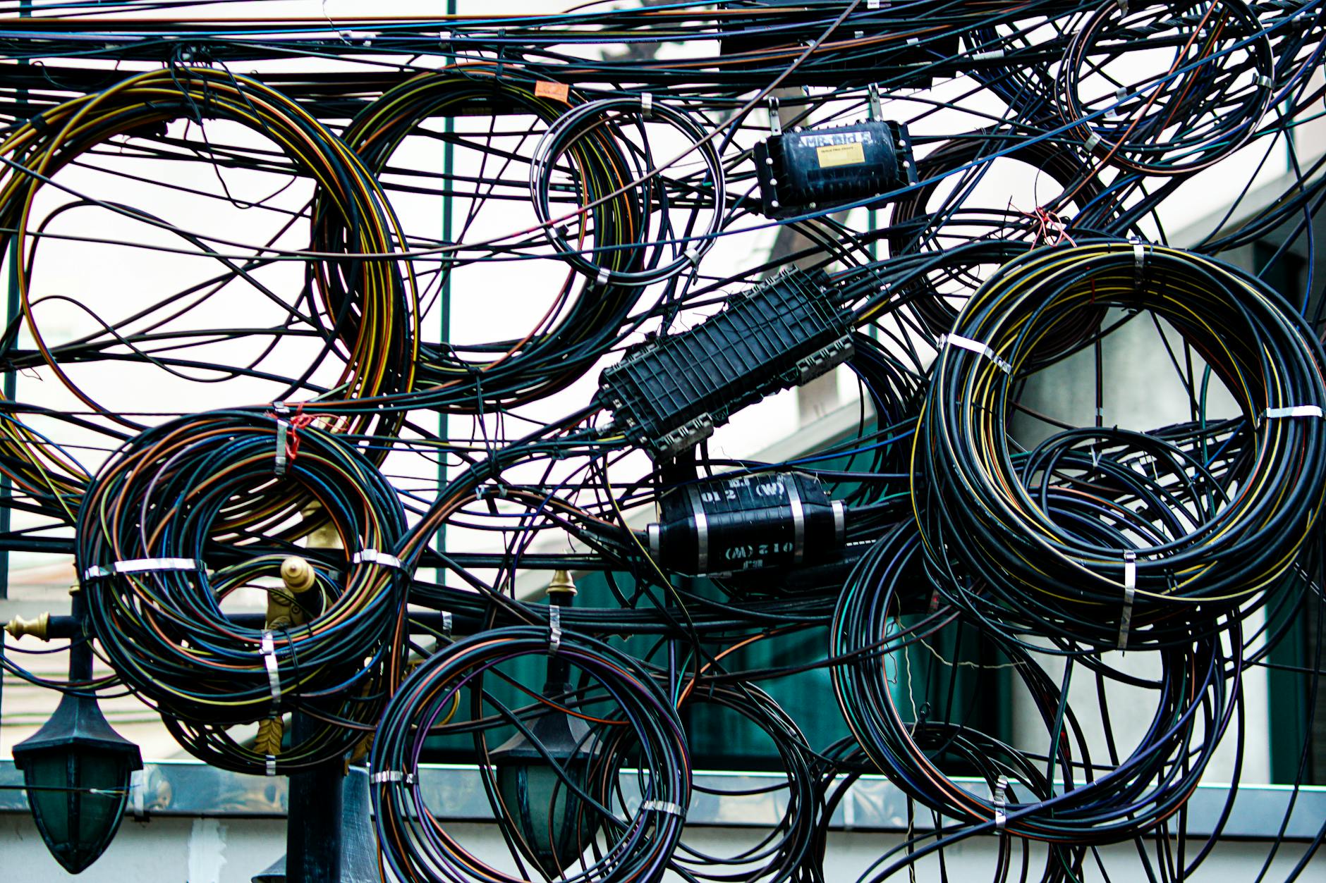 Tarif branchement électrique : Coûts et astuces