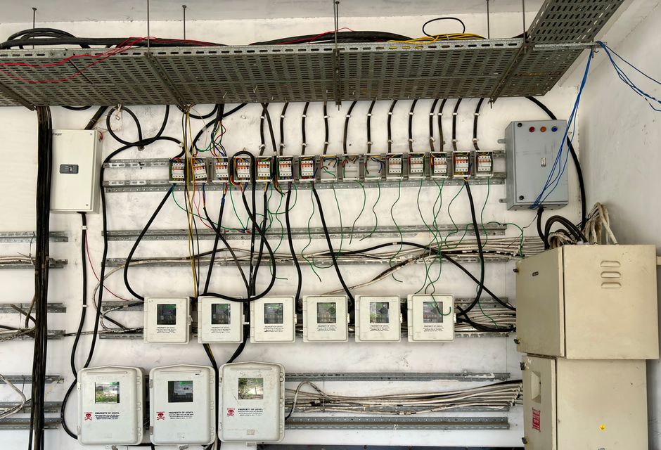 Travaux de mcb electrical panel