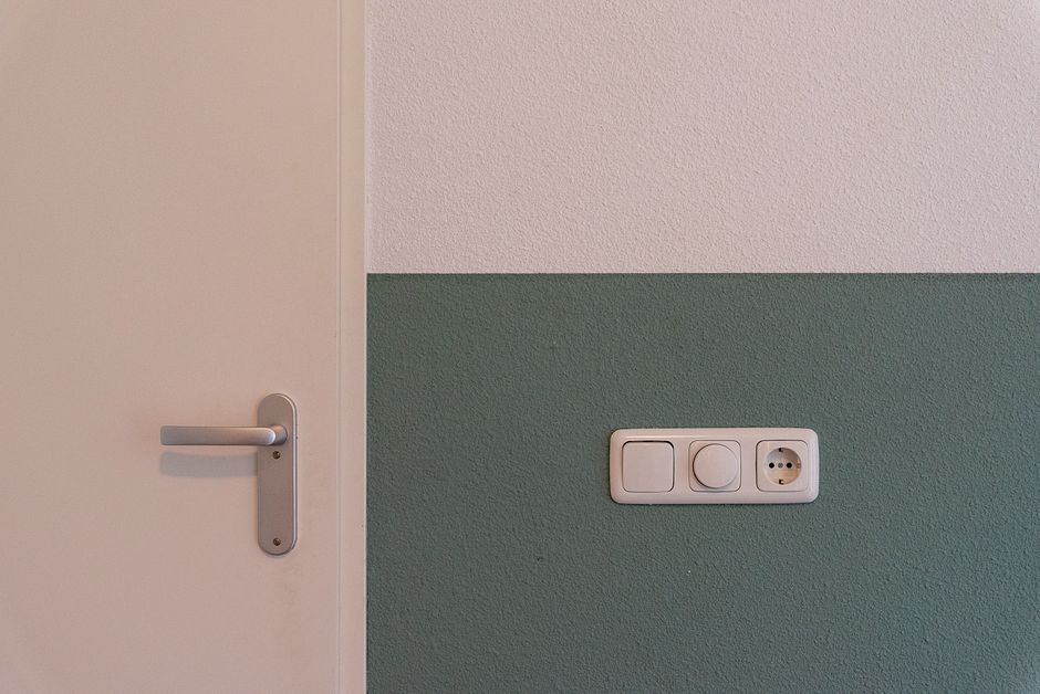Chantier de tarif prise électrique m²